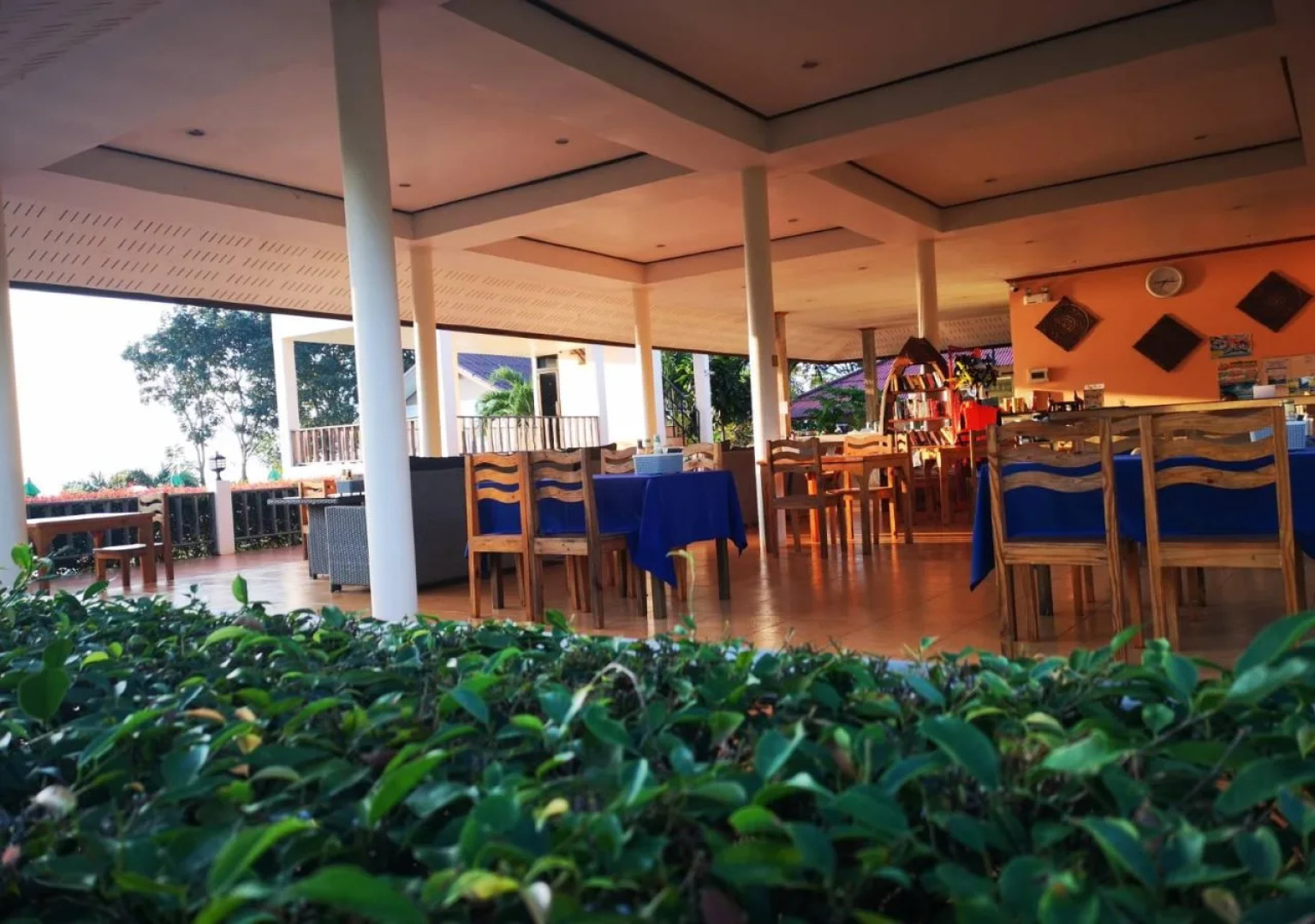 Sea Breeze @ Koh Mak