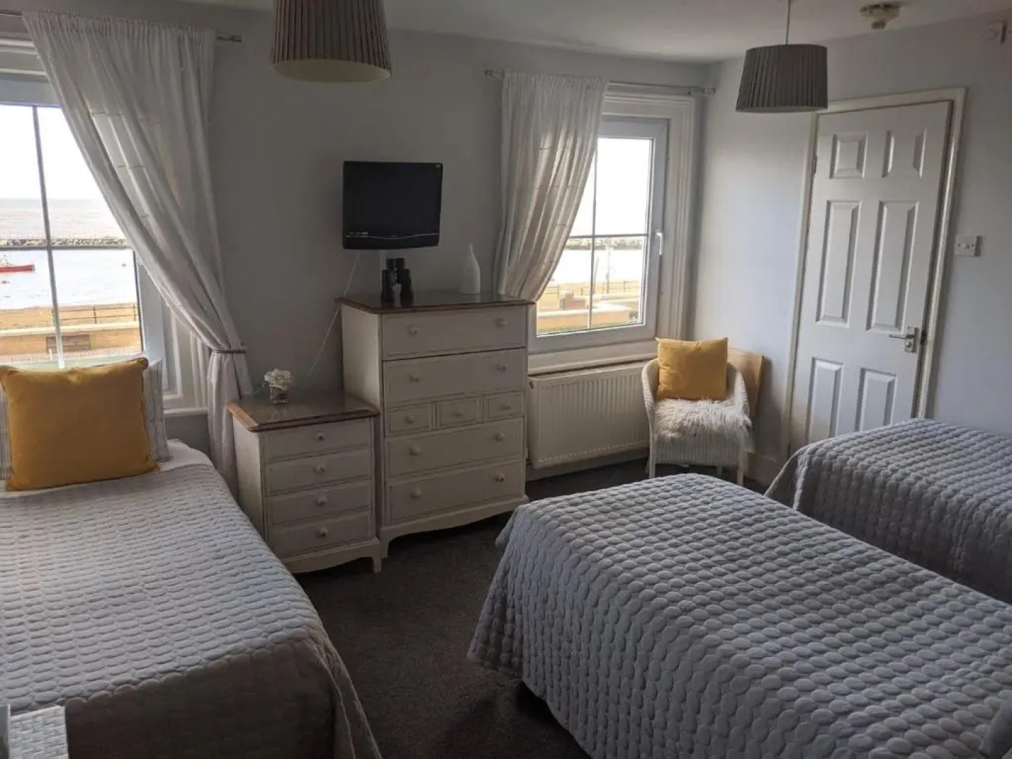 Aqua Bay Guest House