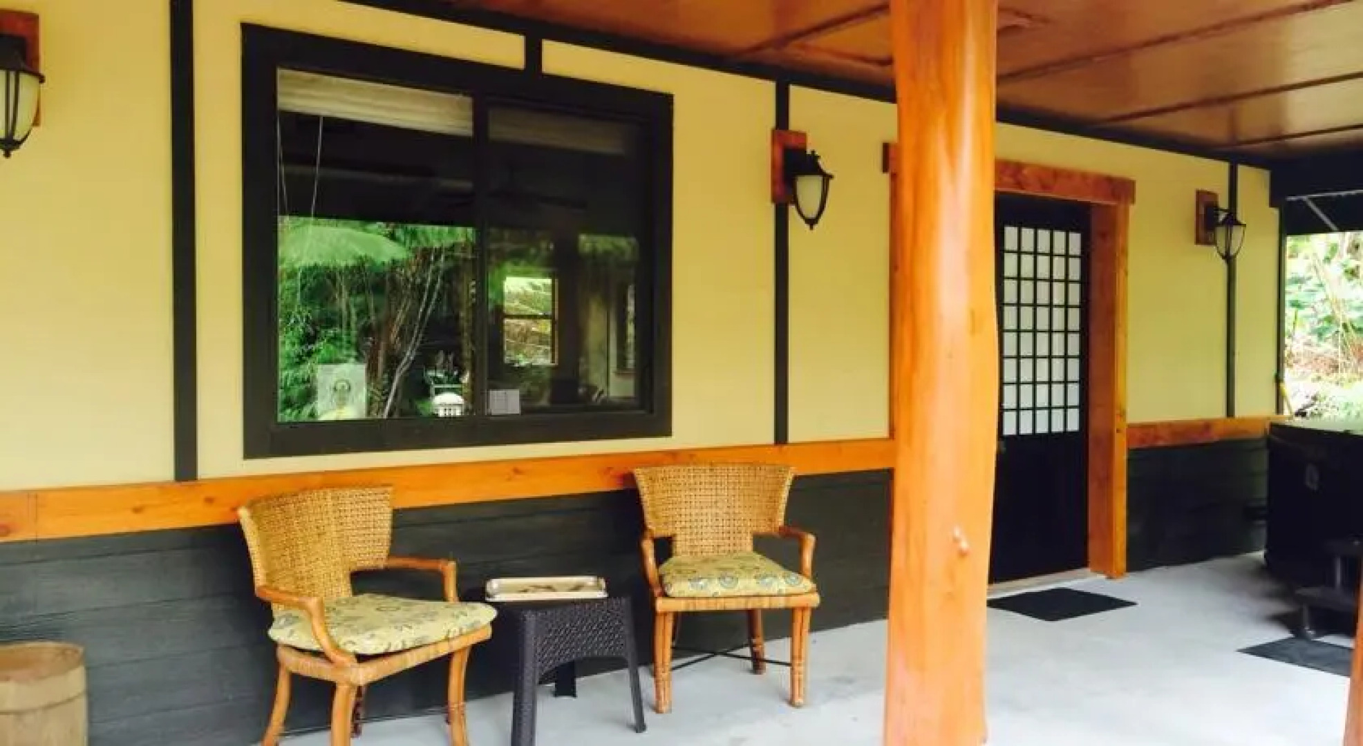 Tsugi Teahouse At Volcano