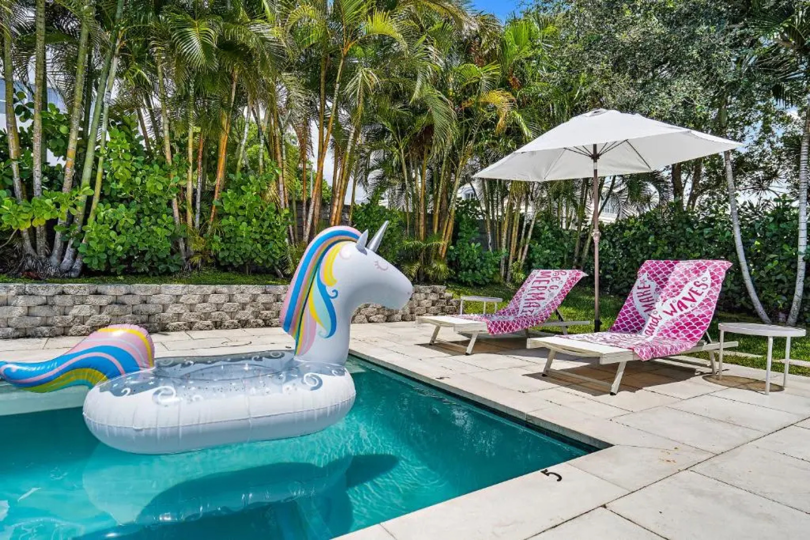 Walk 2 Beach 'Salt & Sea Sanctuary' Private Heated Pool