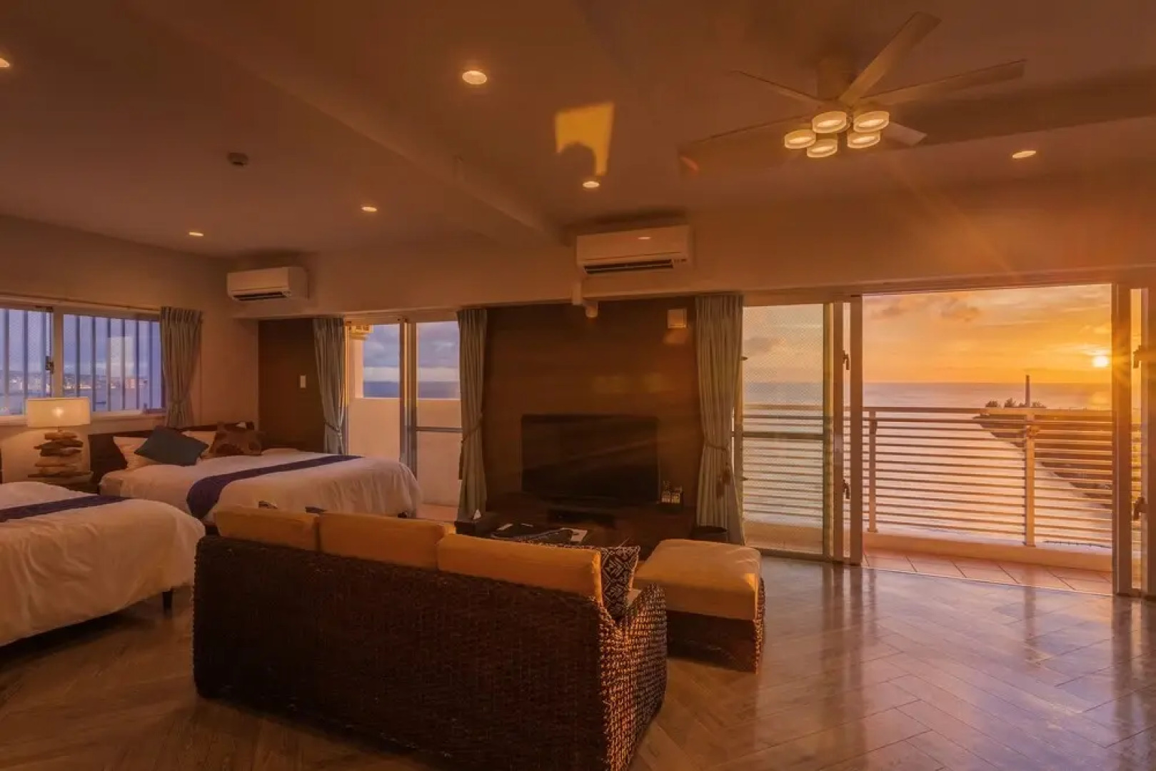 Kariyushi Condominium Resort Chatan ARAHA BLUE RESORT