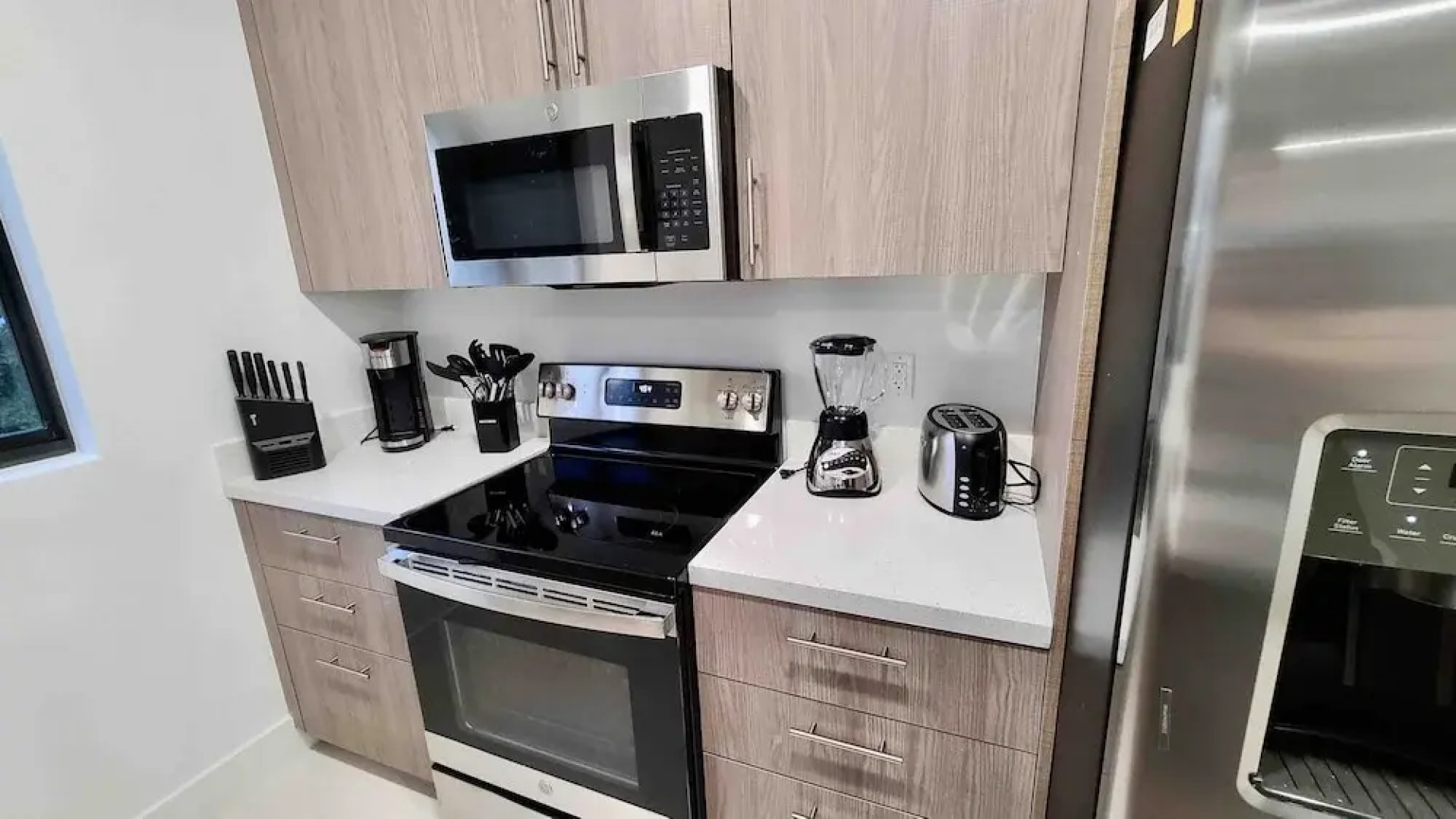 302 Rare find The Blue Sky Beach House