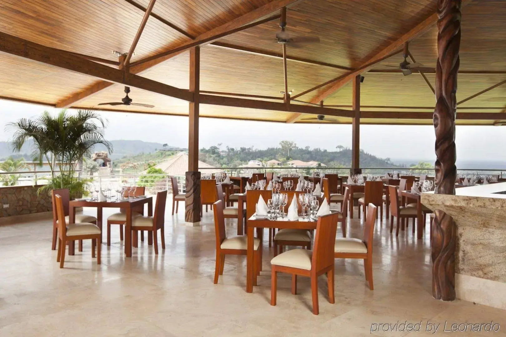 Hillary Nature Resort Spa