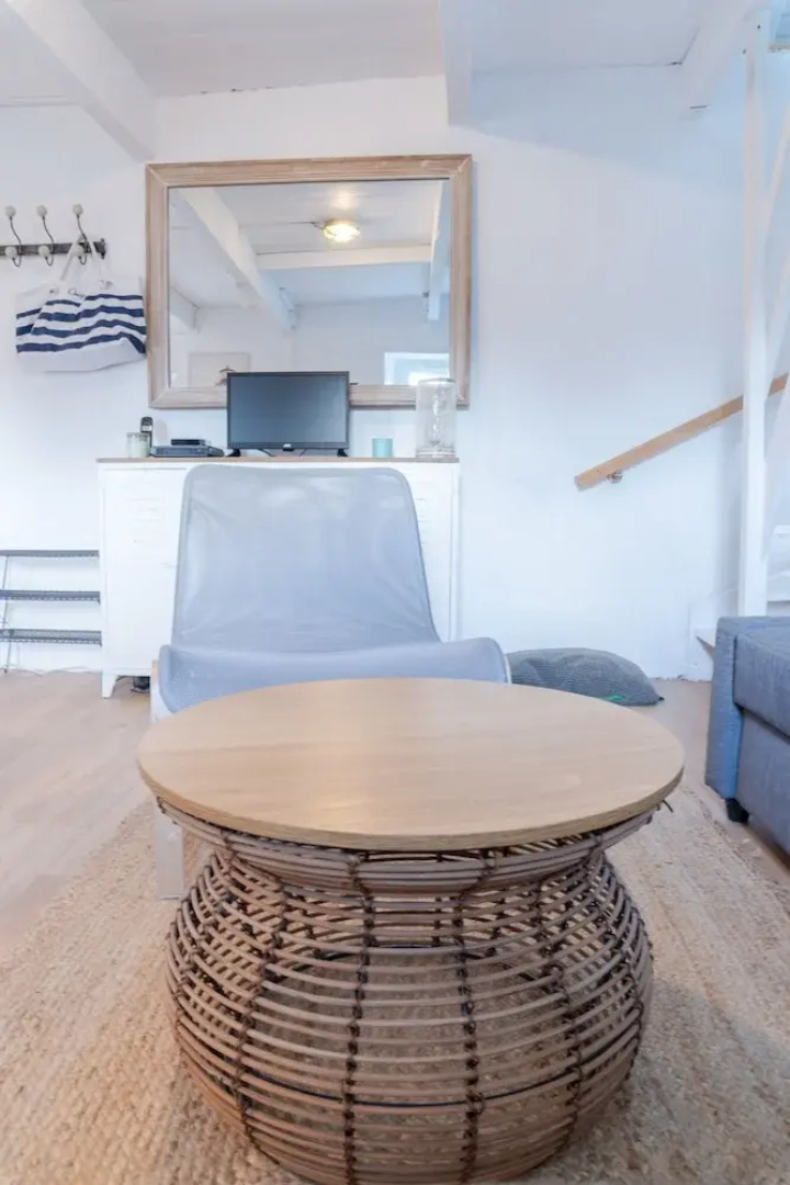 Small Cocoon for 2 by the sea