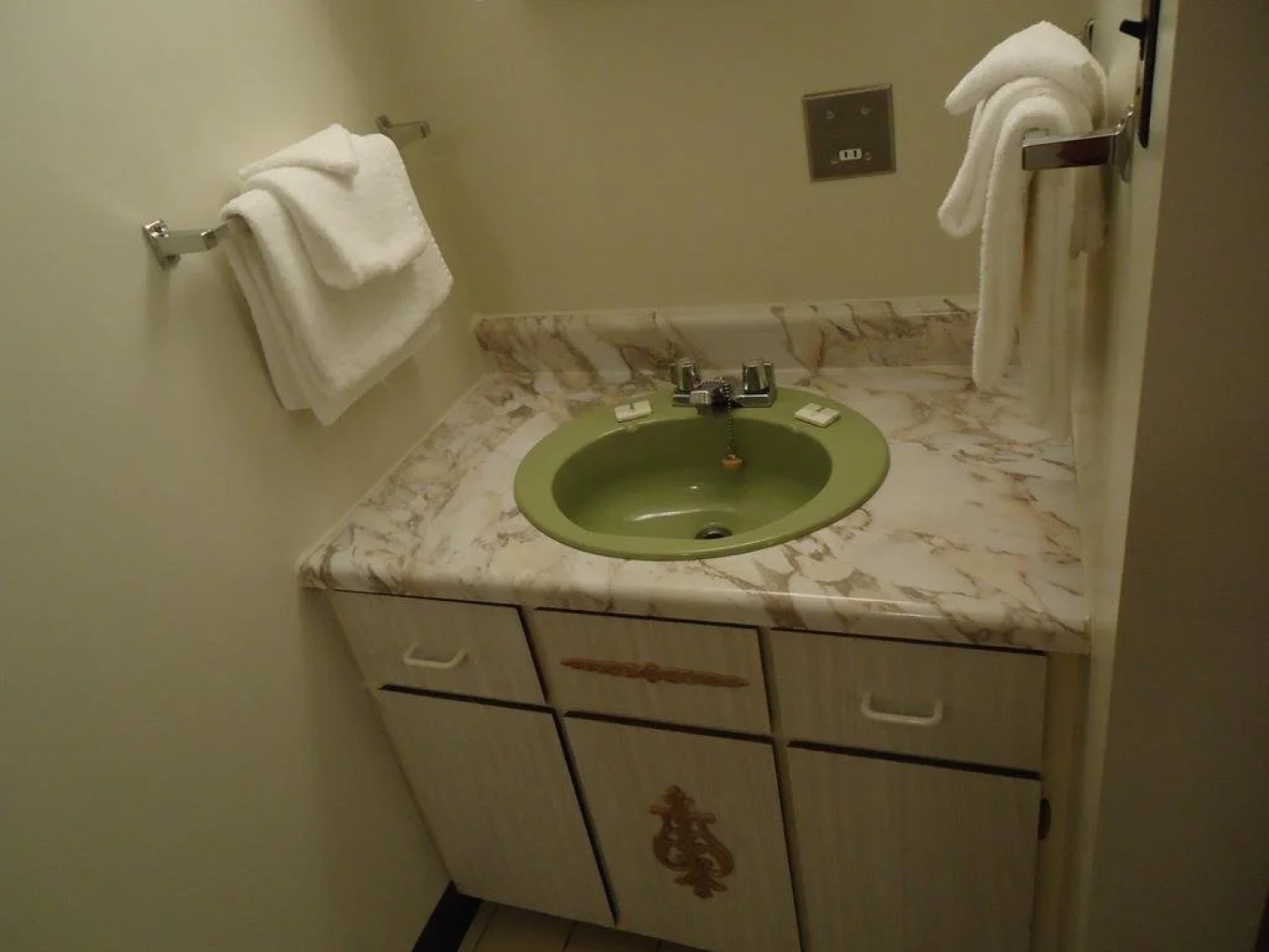 Hotel Motel Le Pharillon