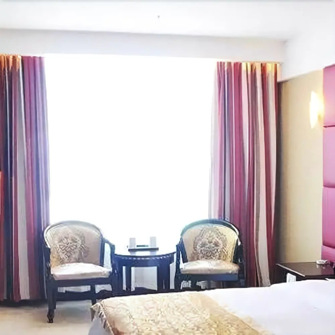 朔州东易大酒店