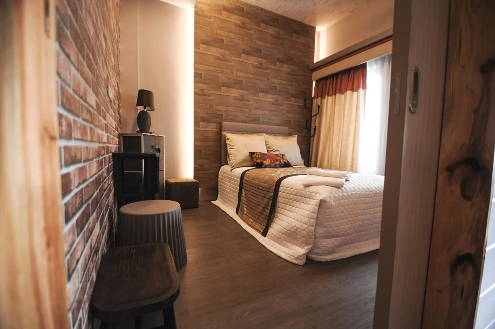 Pine Breeze Cottages