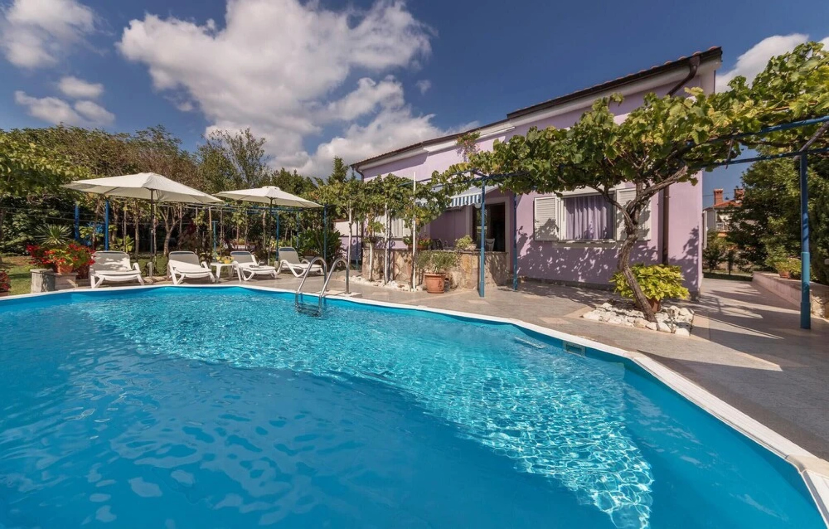 Amazing Home in Vinez With Wifi and 3 Bedrooms