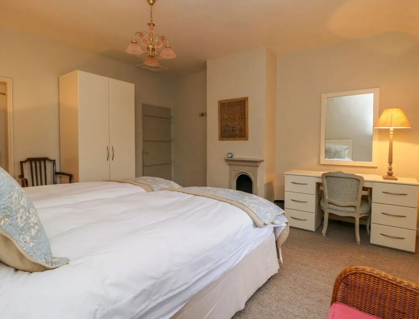 The Nook Bank Newton