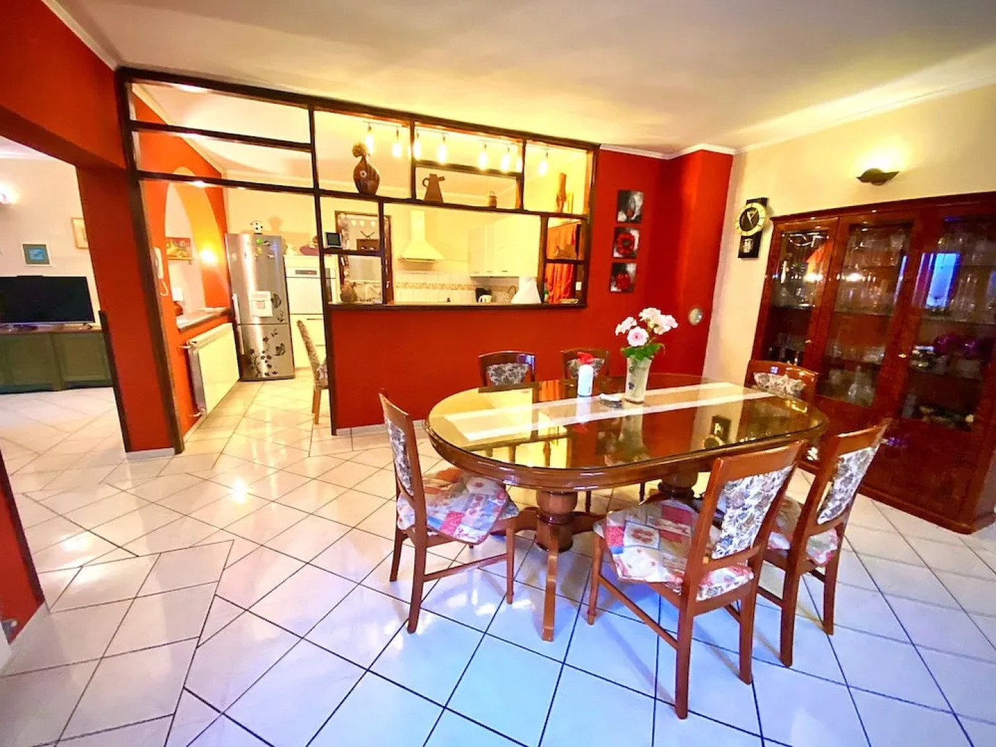 House Erra -family Frendly House