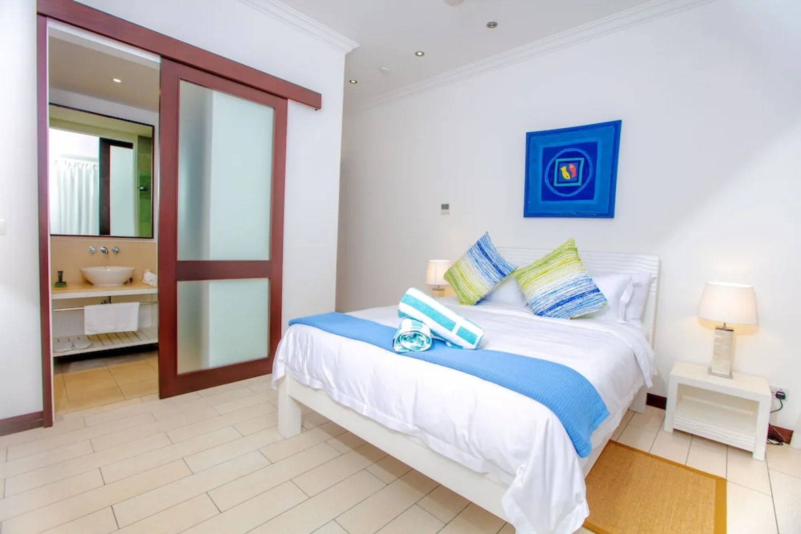 Eden Island - Apartments