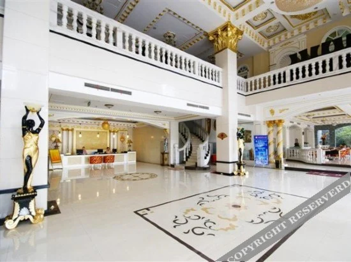 Swan Lake International Hotel