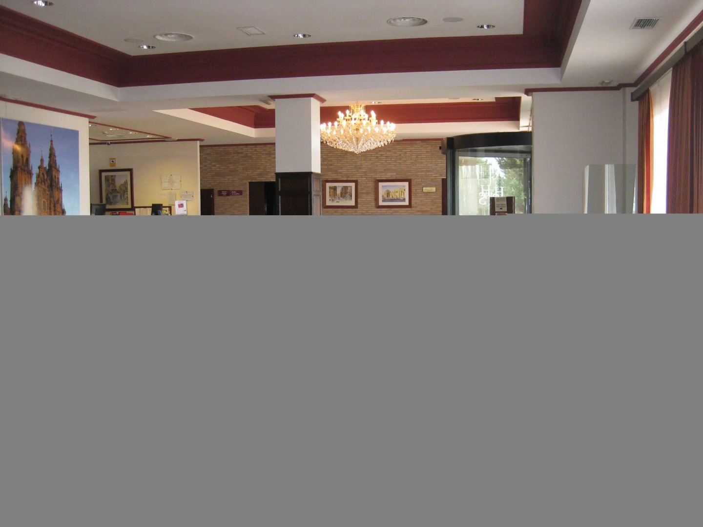 Hotel Santiago de León