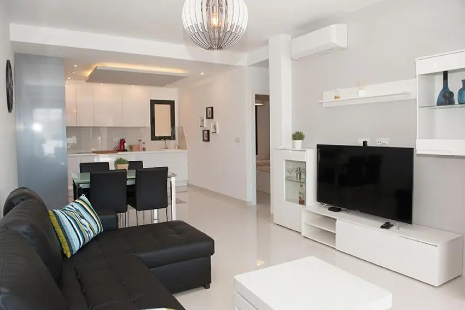 Playa Elisa Bay 108-113