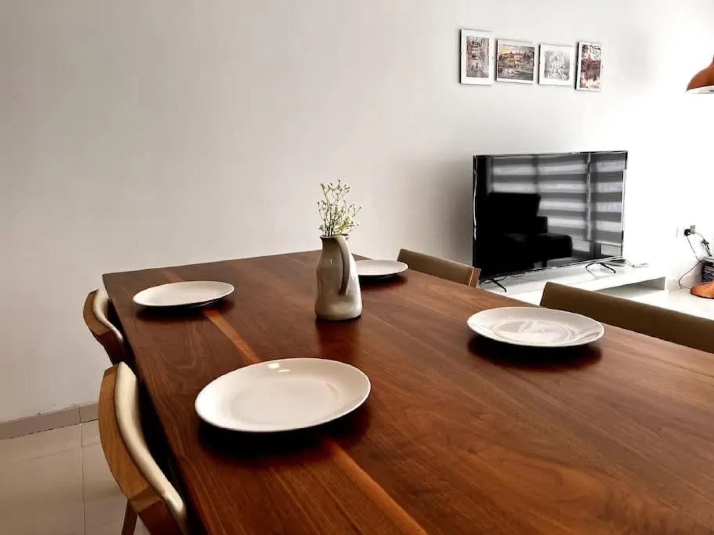 Viewline SeaView Modern 3 Bedroom Apartment