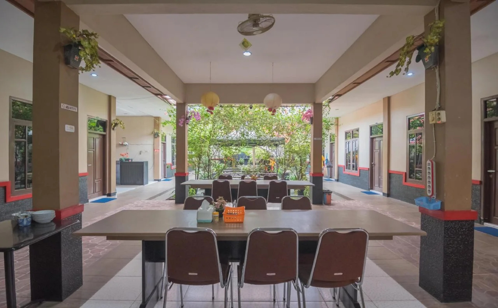 Aero Guest House By RedDoorz