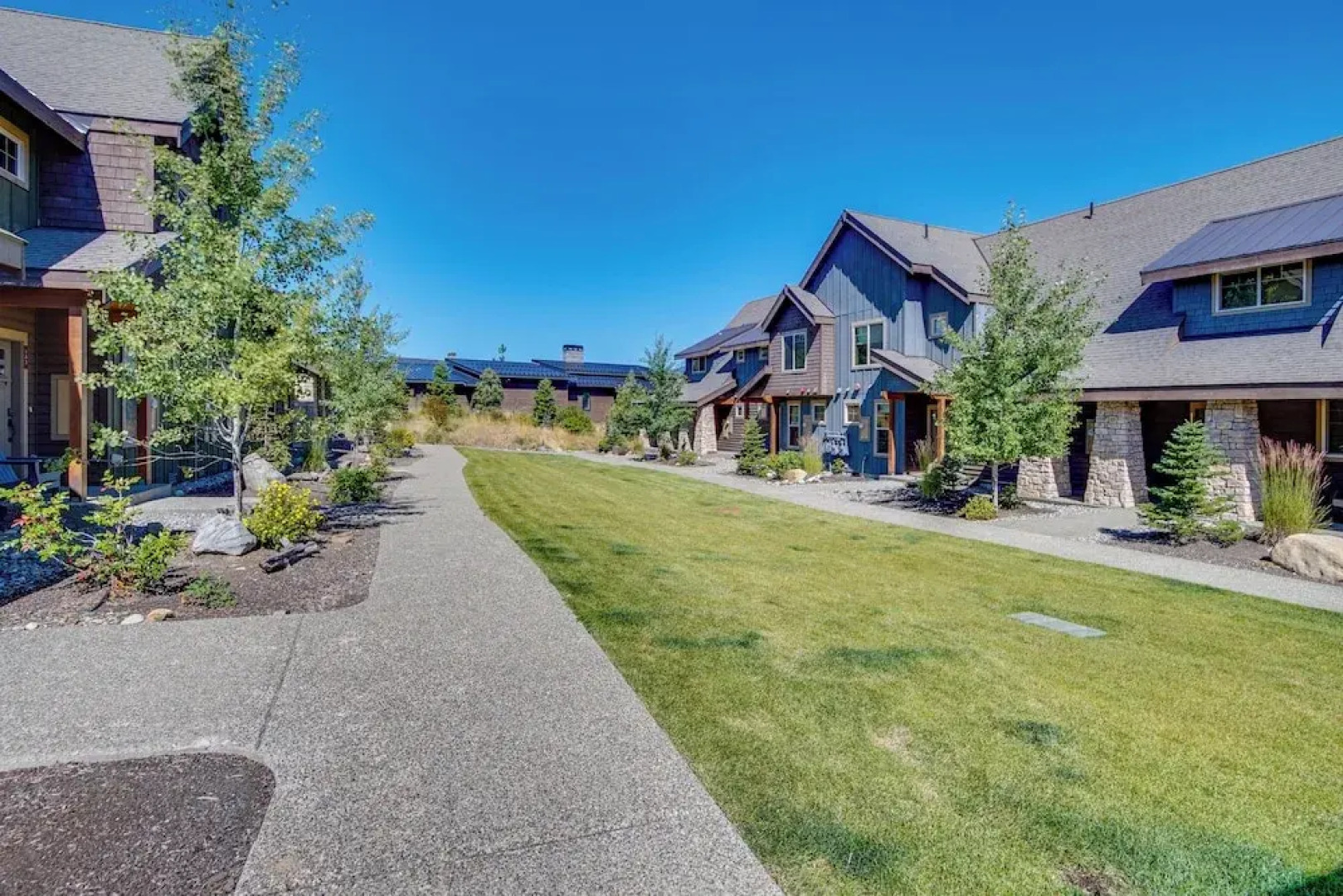 Suncadia Resort Townhome w/ Grill + Fireplace
