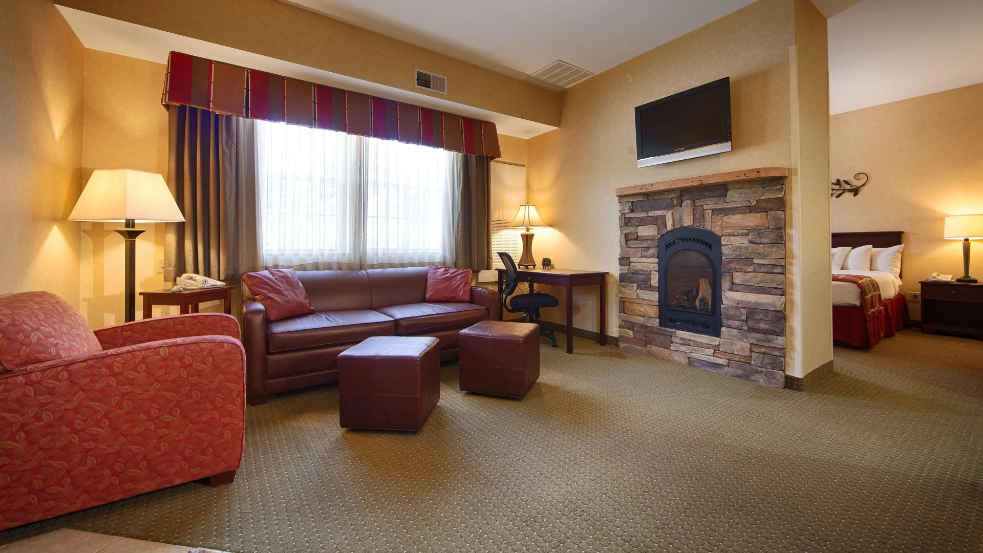 Best Western Plus Ticonderoga Inn & Suites