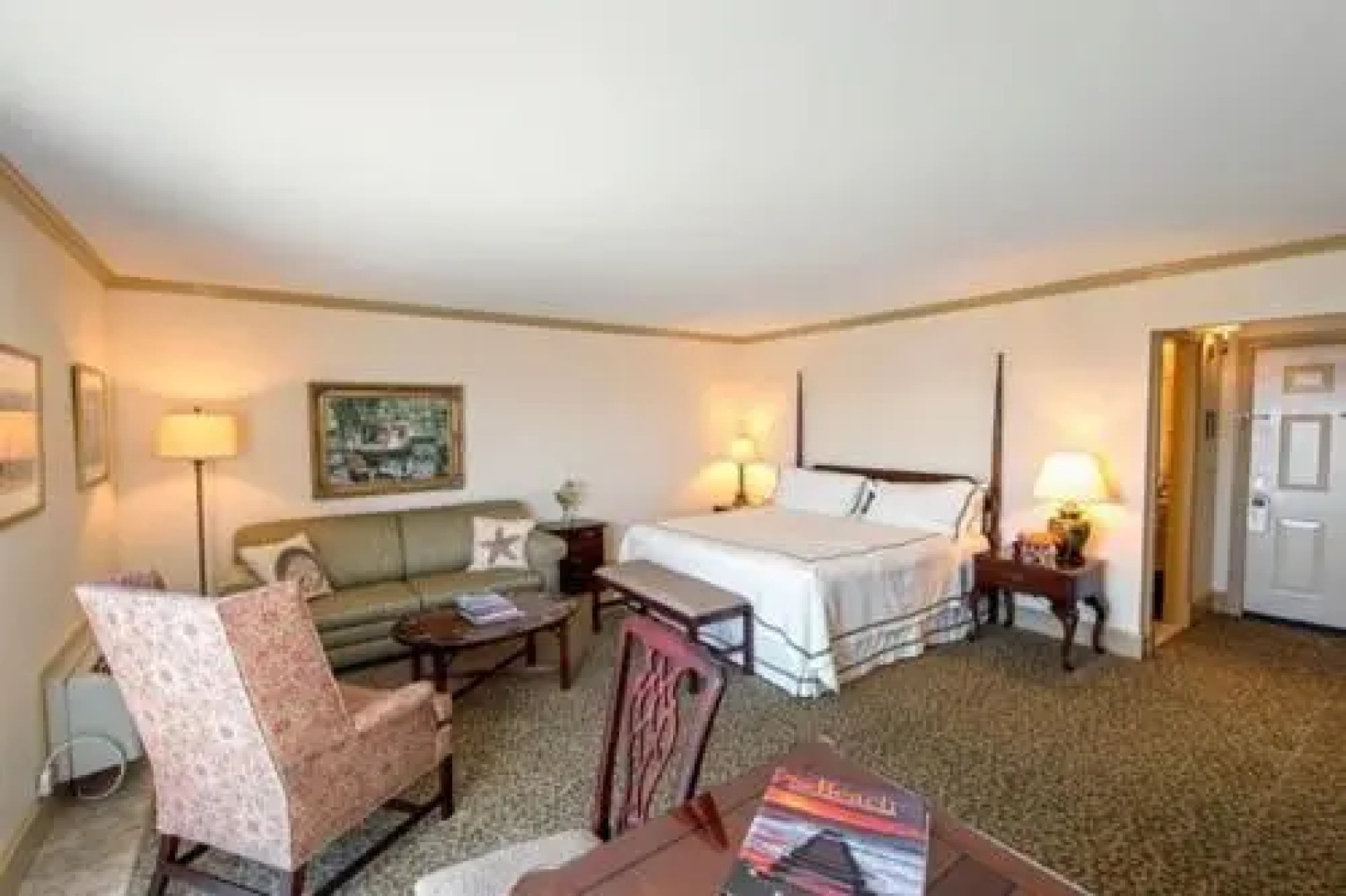 The Inn at Canal Square