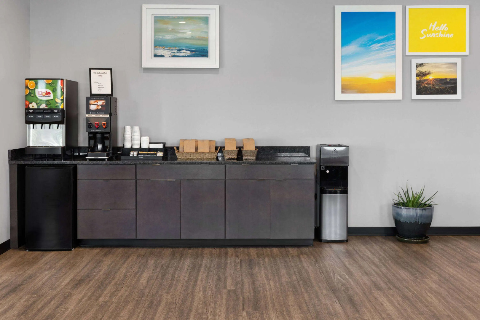 Days Inn by Wyndham Frederick