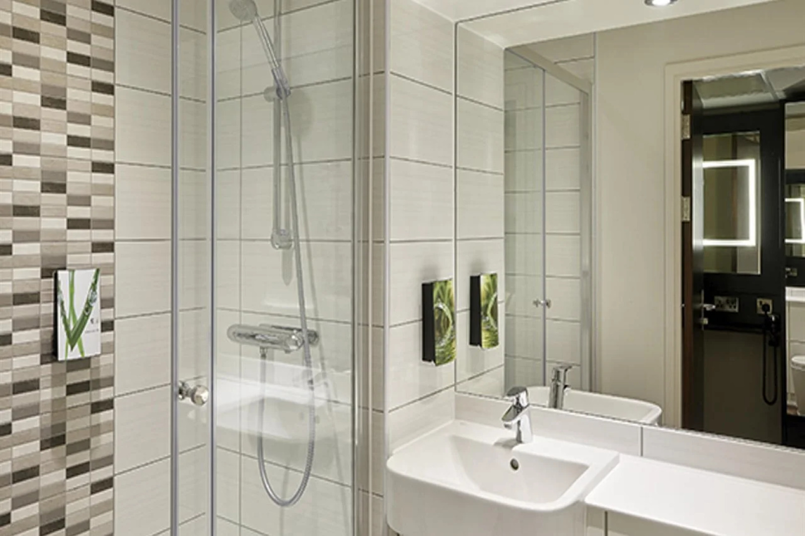 Premier Inn Watford Central