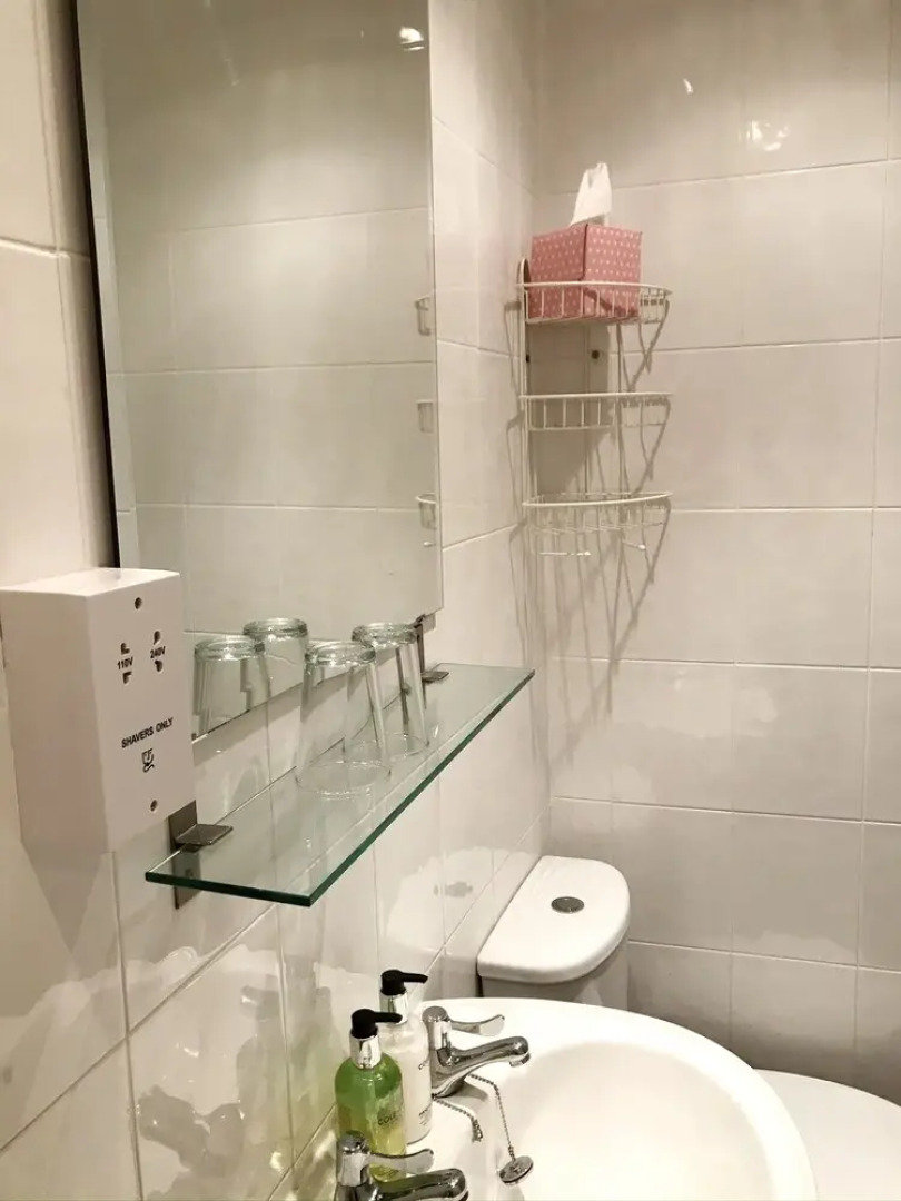 Seabreeze Restaurant With Rooms