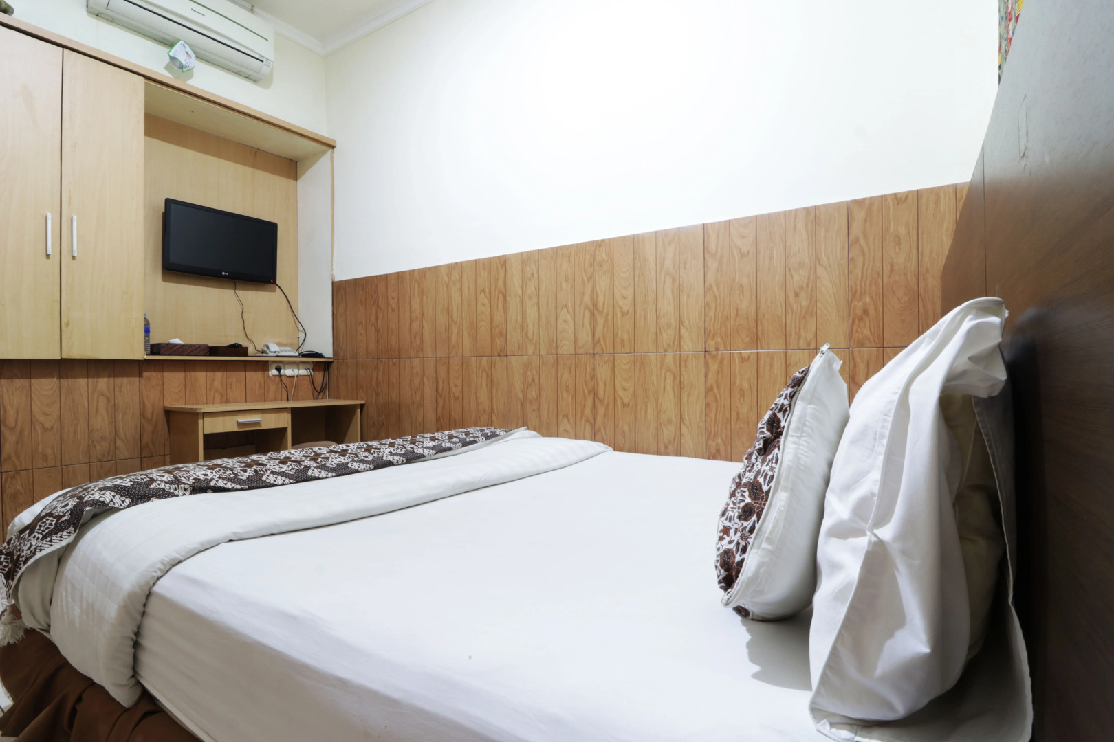 58 Guesthouse Tangerang by ZUZU