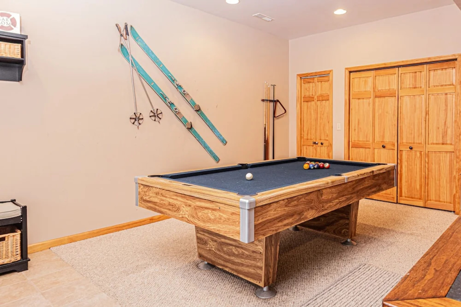 Rocky Adventures Five Bedroom Holiday Home