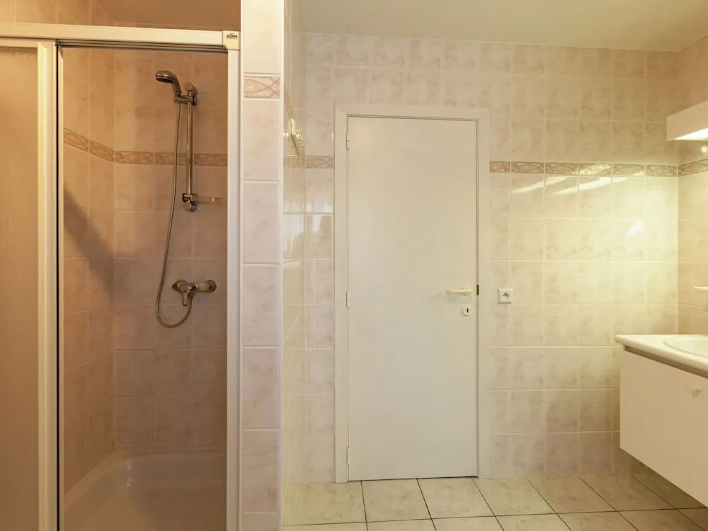 Luxurious Villa in De Panne with Garden