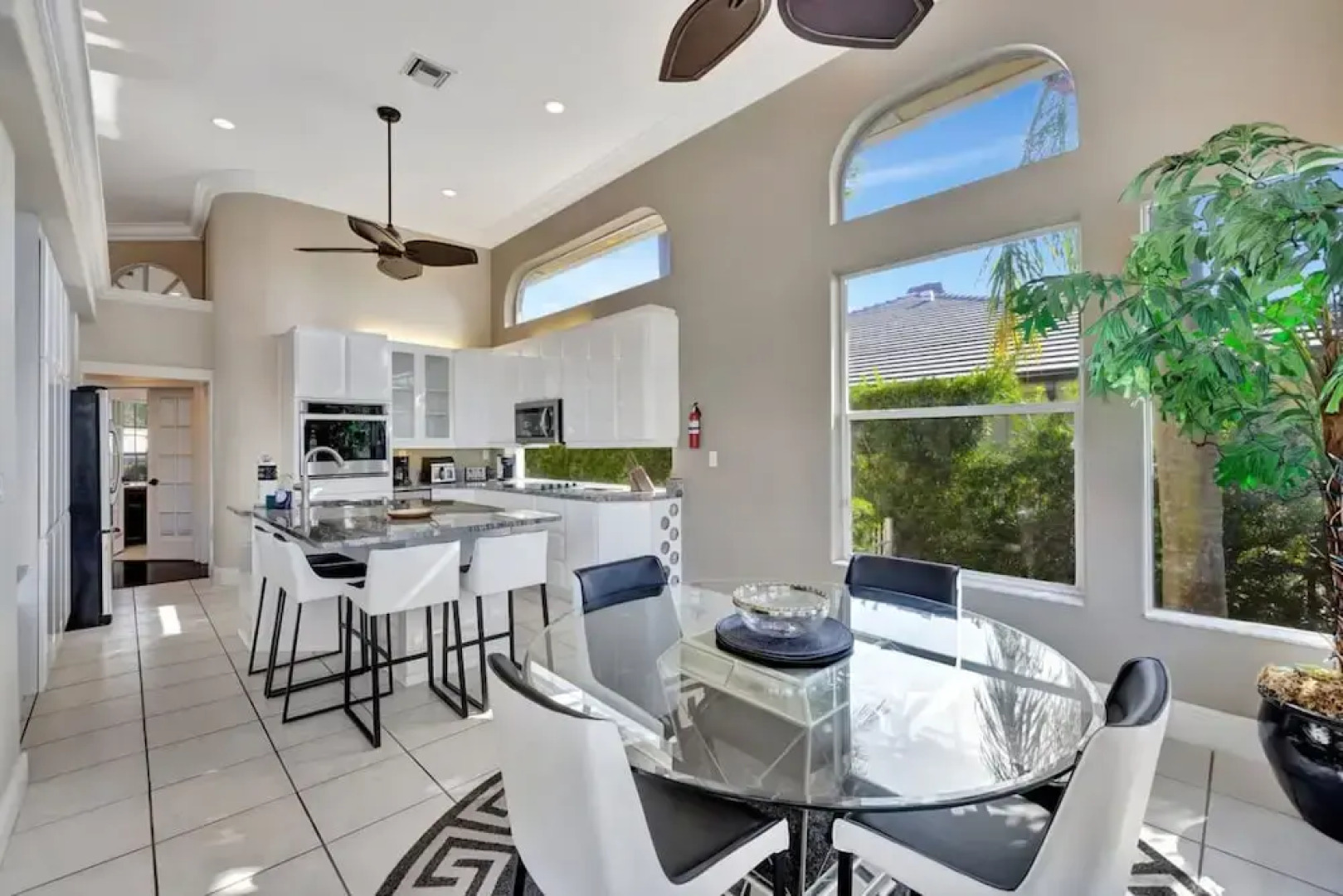 Serenity Villa Water Front