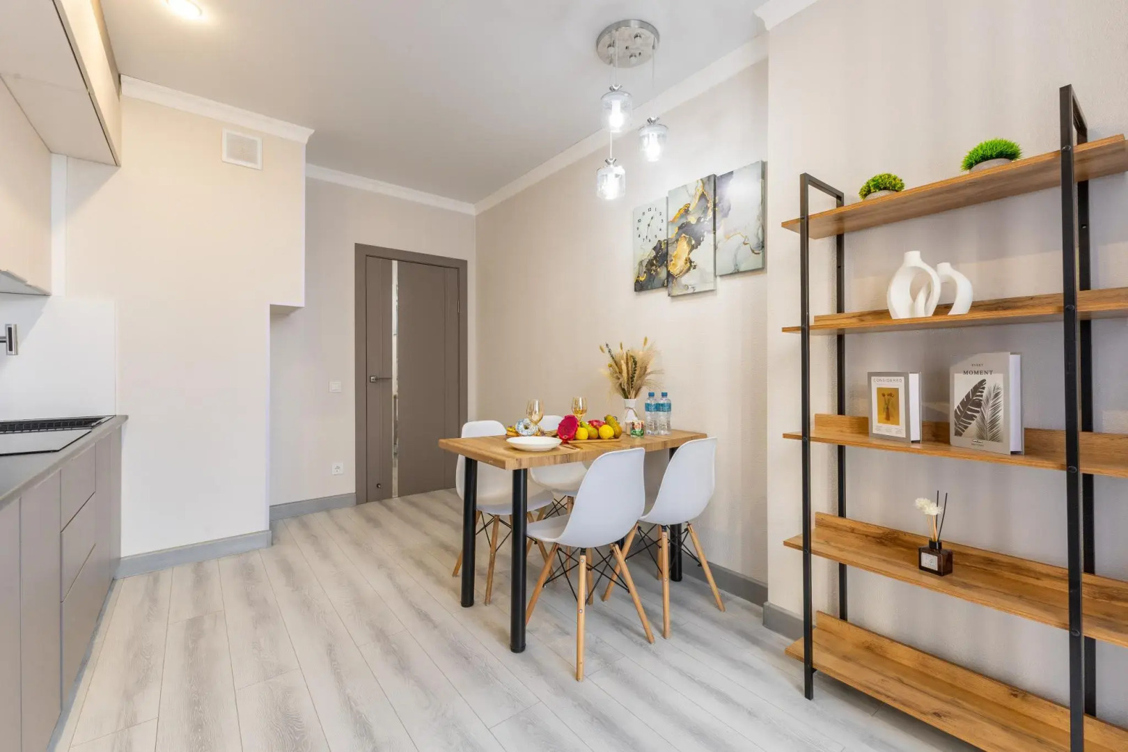 Апартаменты на проспекте Кабанбай Батыр 49