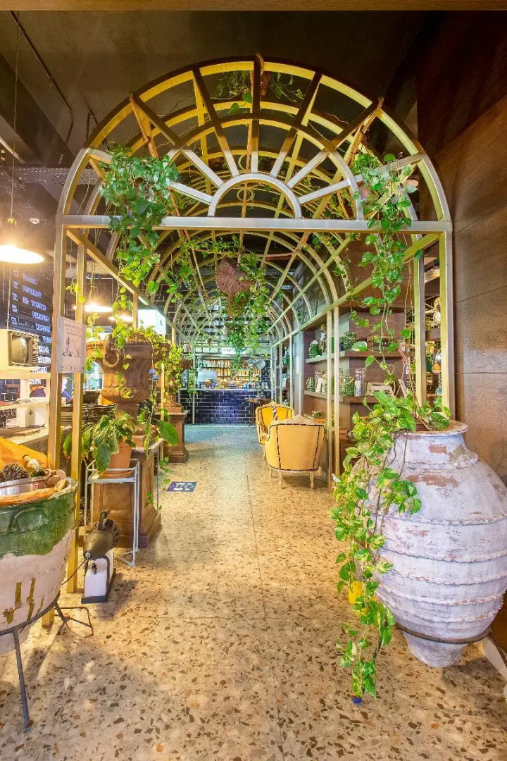 Anjeliq Downtown Boutique Hotel