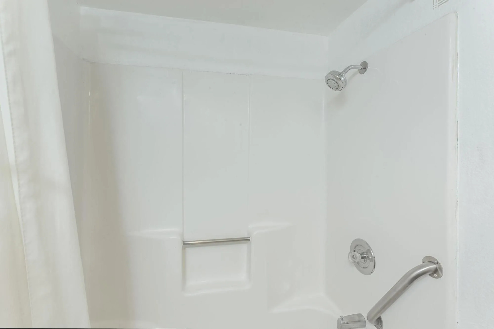 Travelodge by Wyndham Big Bear Lake CA