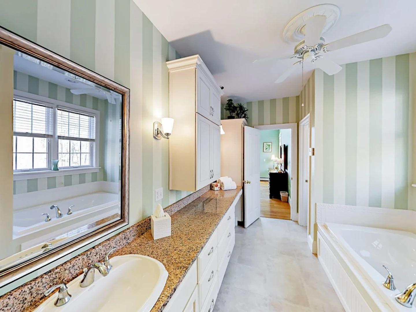 7 Apple Hill Lane Home 3 Bedrooms 2.5 Bathrooms Home