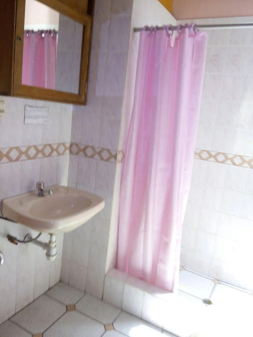 Hostal Lluvia de Oro