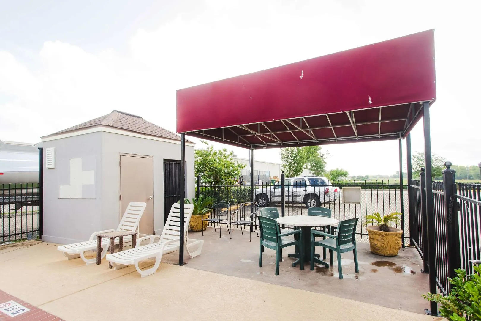 Days Inn by Wyndham Rosenberg