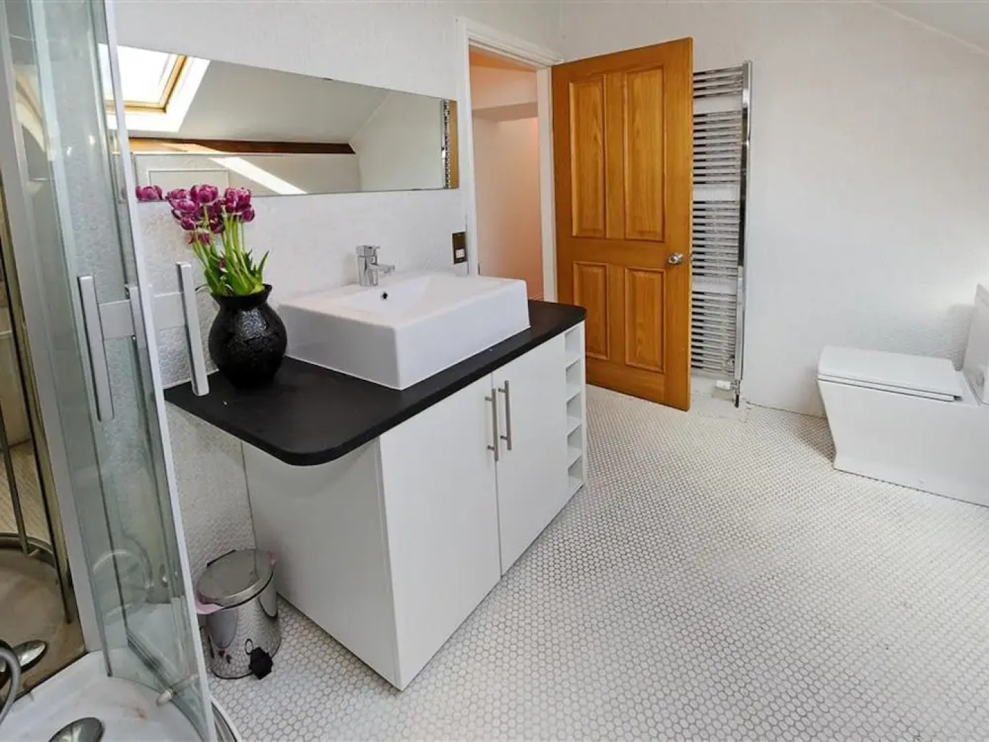 Modern Apartment in Llanbedrog Britain Near Beach