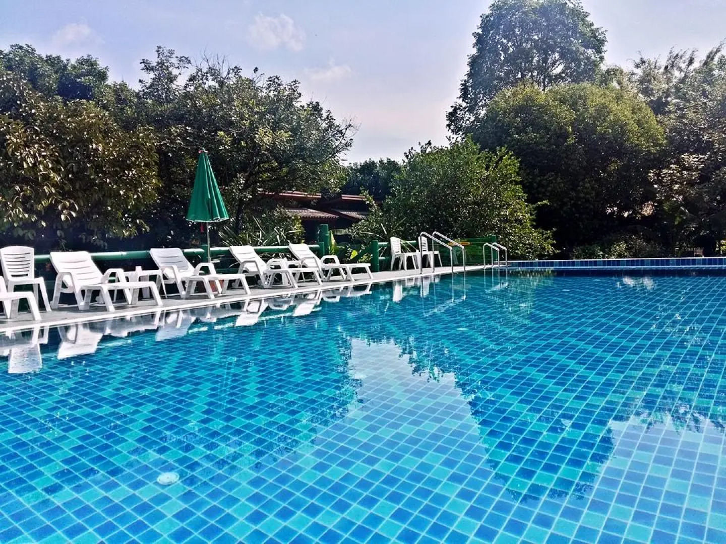 The royal bamboo lodge