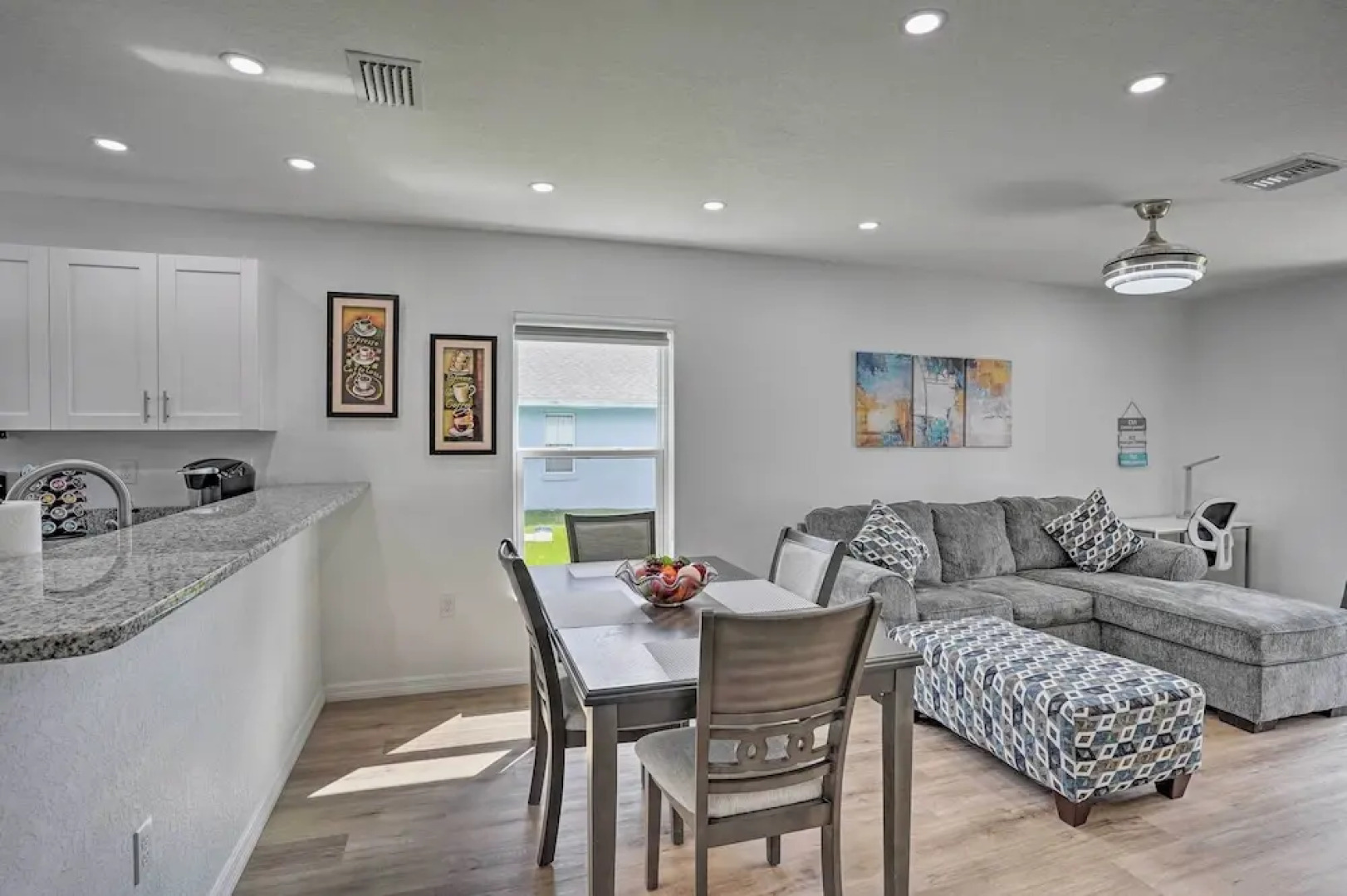 Hot Tub & Fenced Yard: Home in Sebring