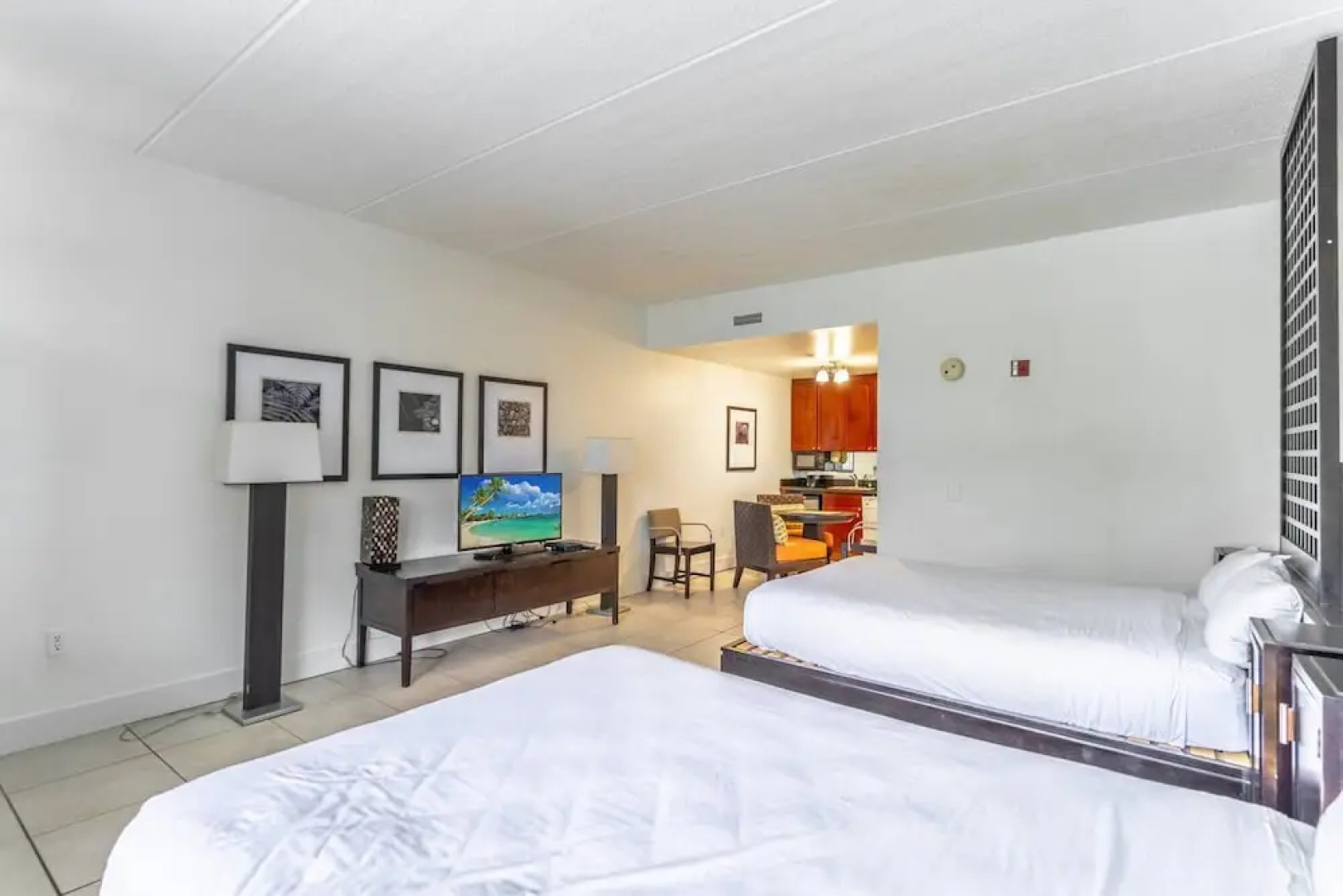 502 Little Harbor Inn