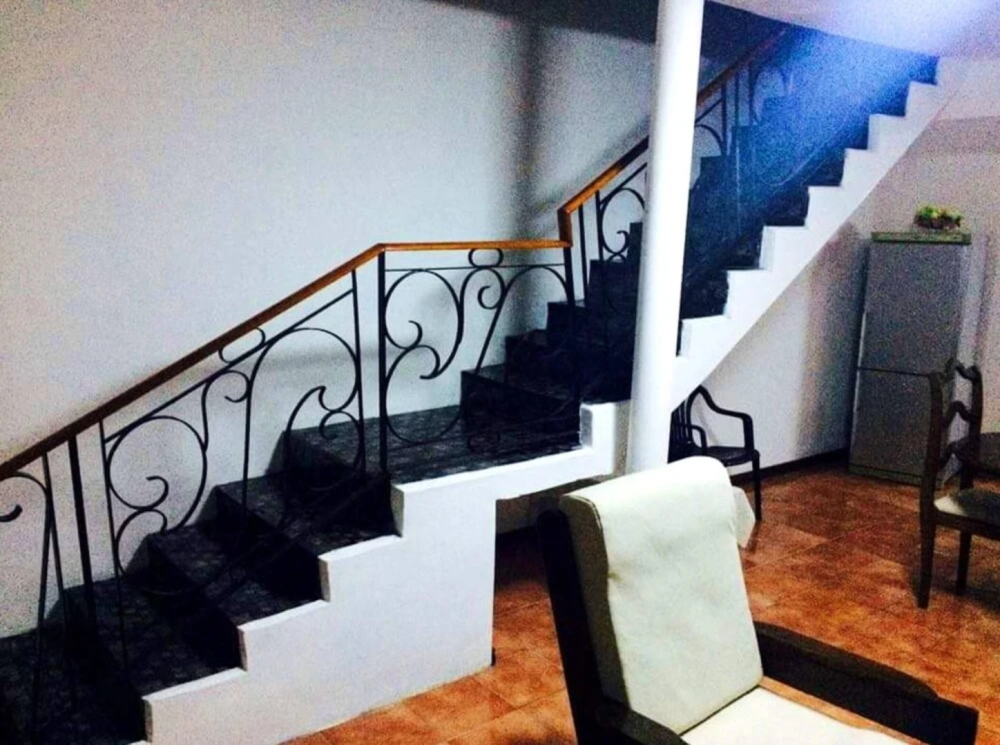 House With in Pereybere With Pool Access and Enclosed Gard