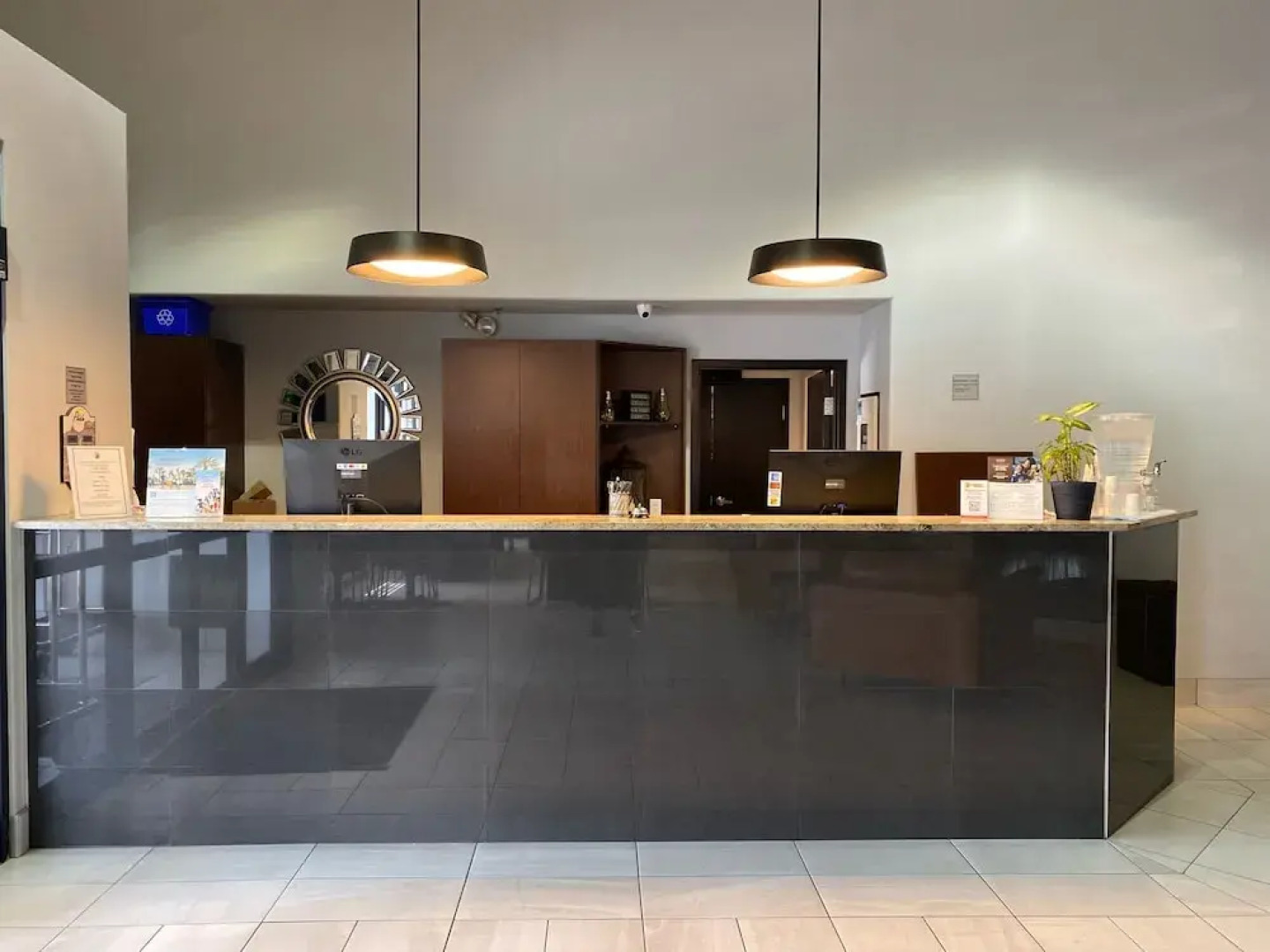 Super 8 Lachenaie/Terrebonne