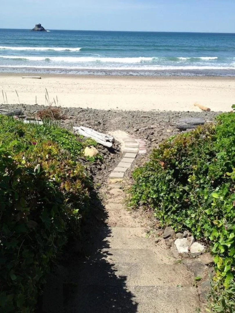 Shaw's Oceanfront Bed and Breakfast