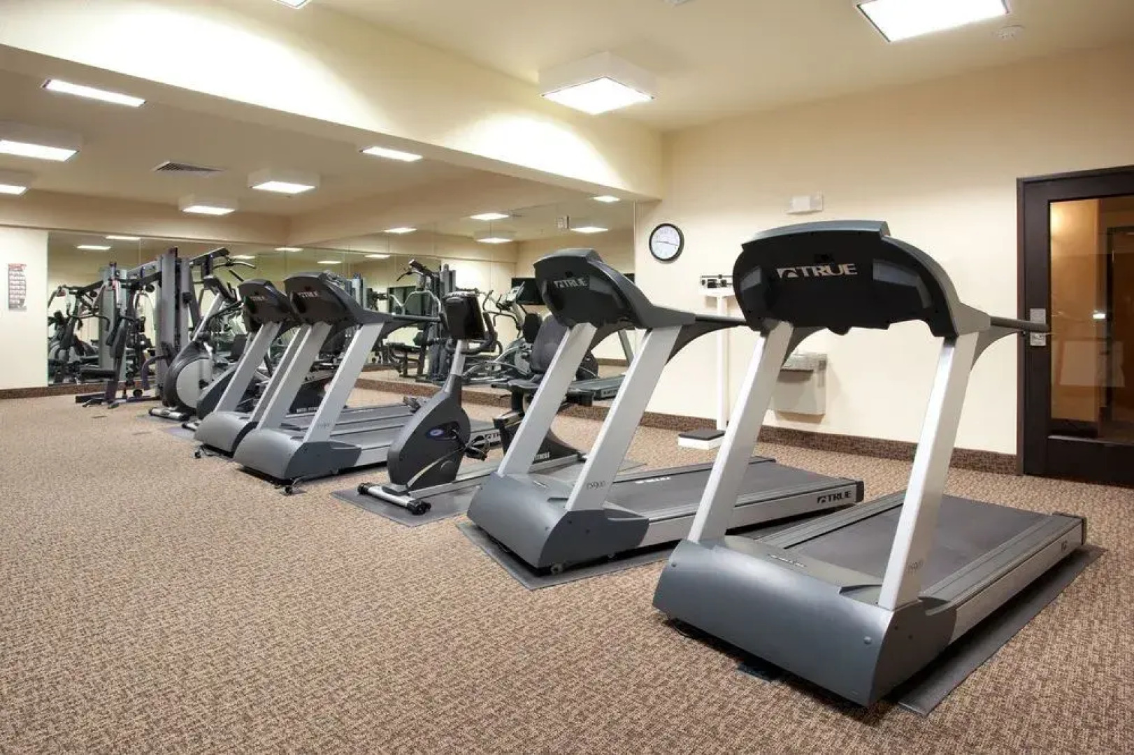 Holiday Inn Express & Suites Salt Lake City West Valley