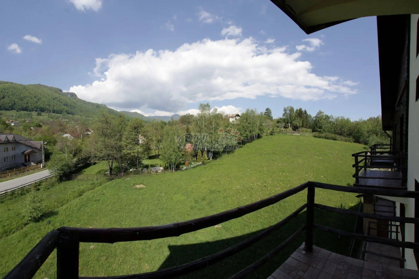 Bran Belvedere International