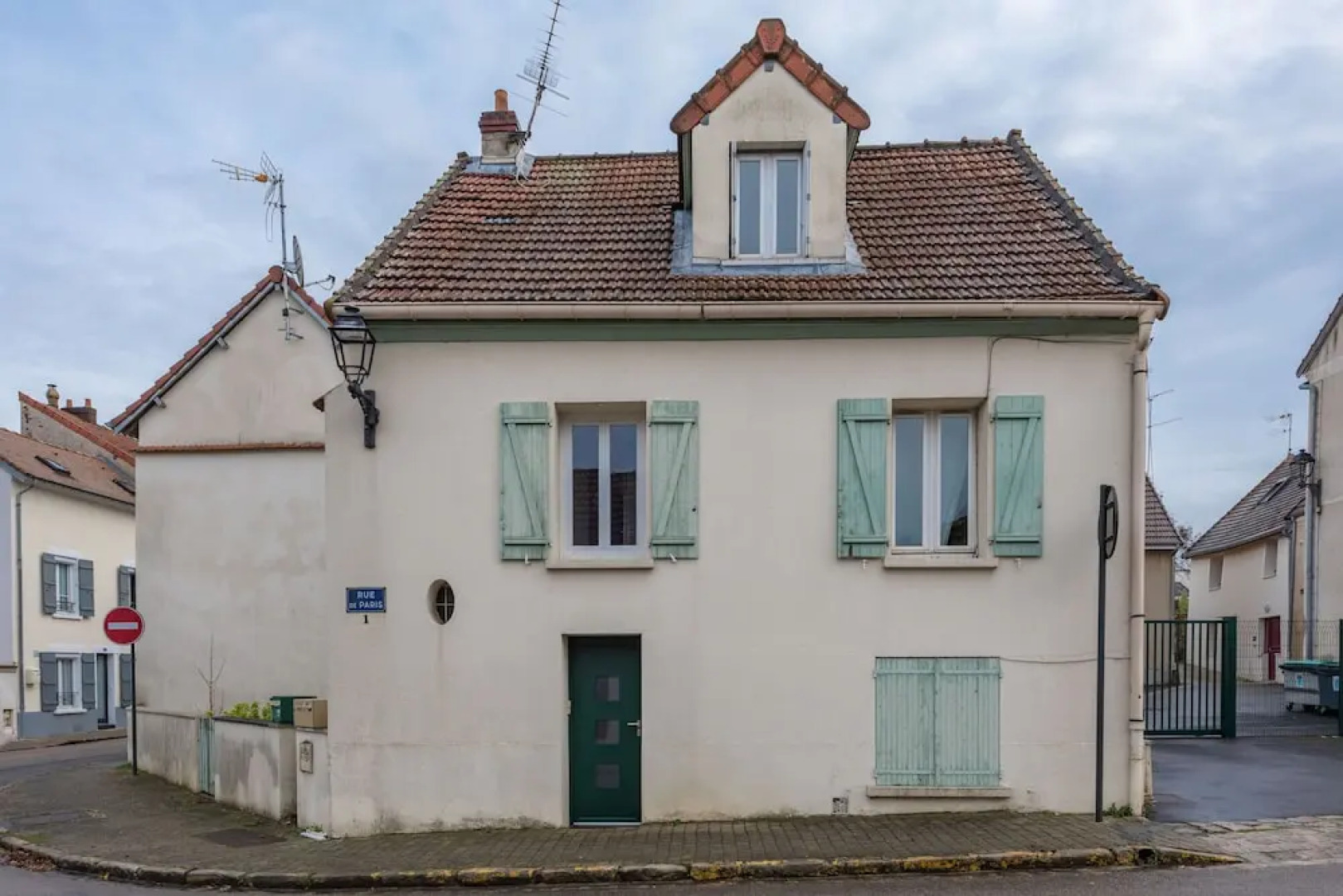 City house next to Disneyland