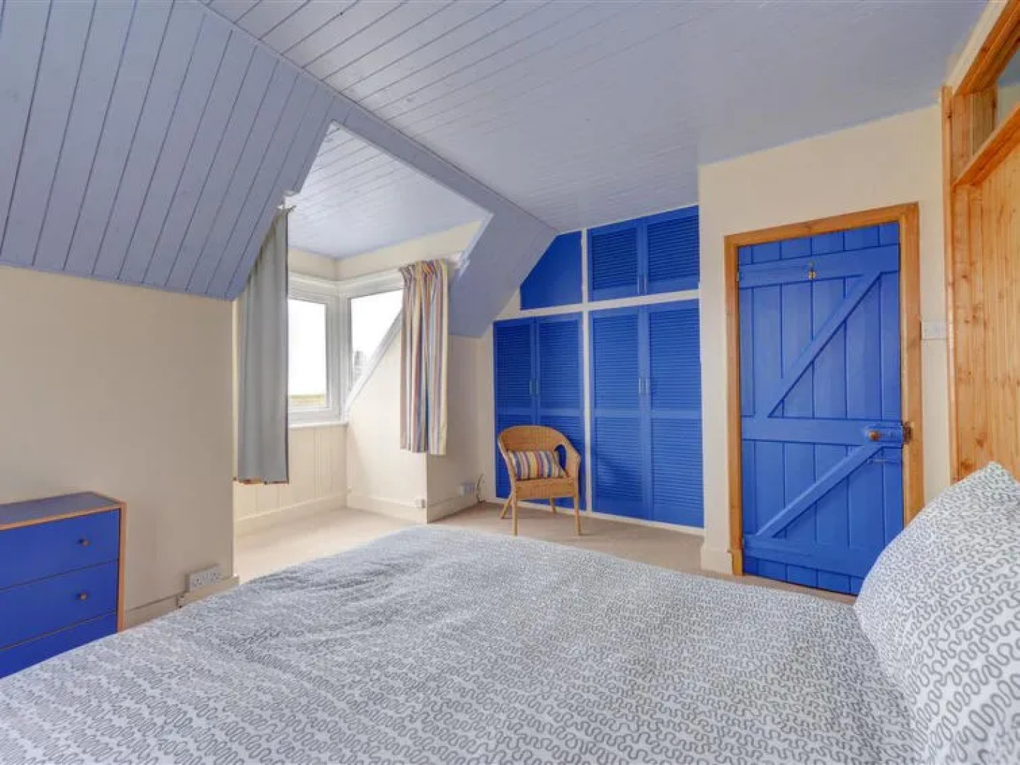 Holiday Home Shutler