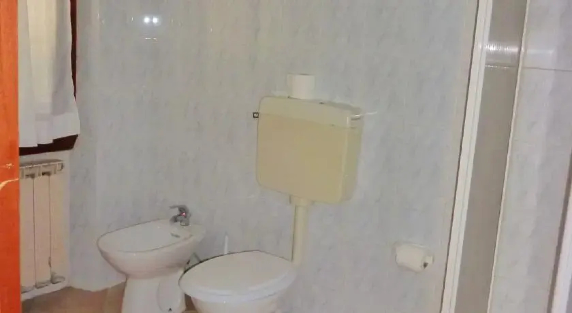 Viottolone Bed and Car