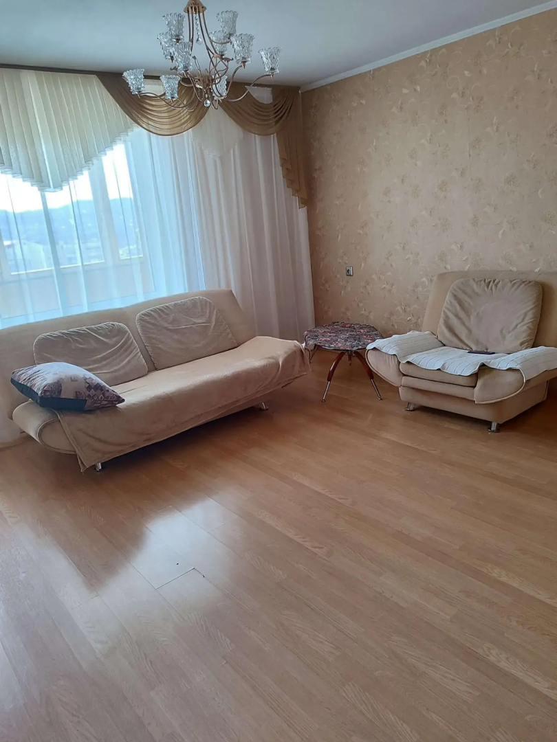 Апартаменты на бульваре Энтузиастов 17