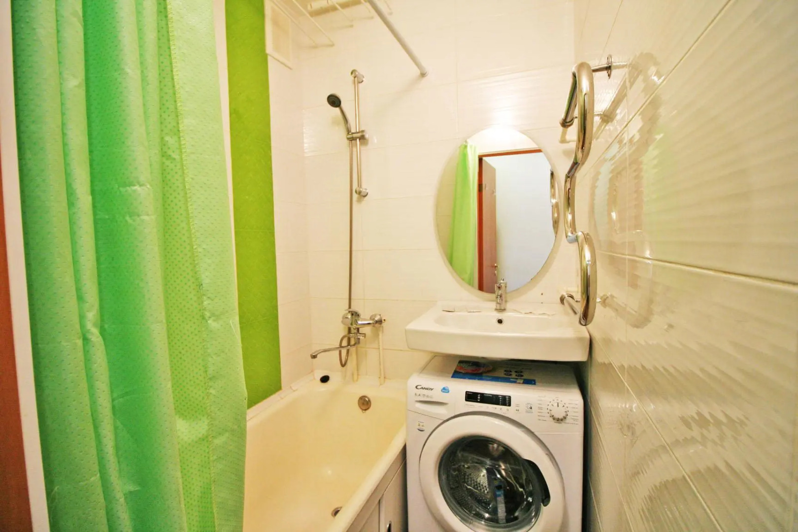 Апартаменты на проспекте Героев 4